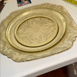 Vintage-Inspired Federal Glass Madrid dinner plates